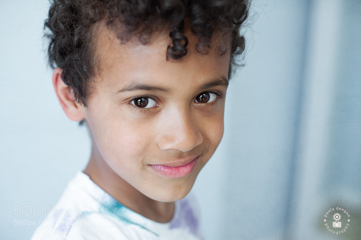 Canon EOS 5D Mark II sample photo. Brown eyed boy photography