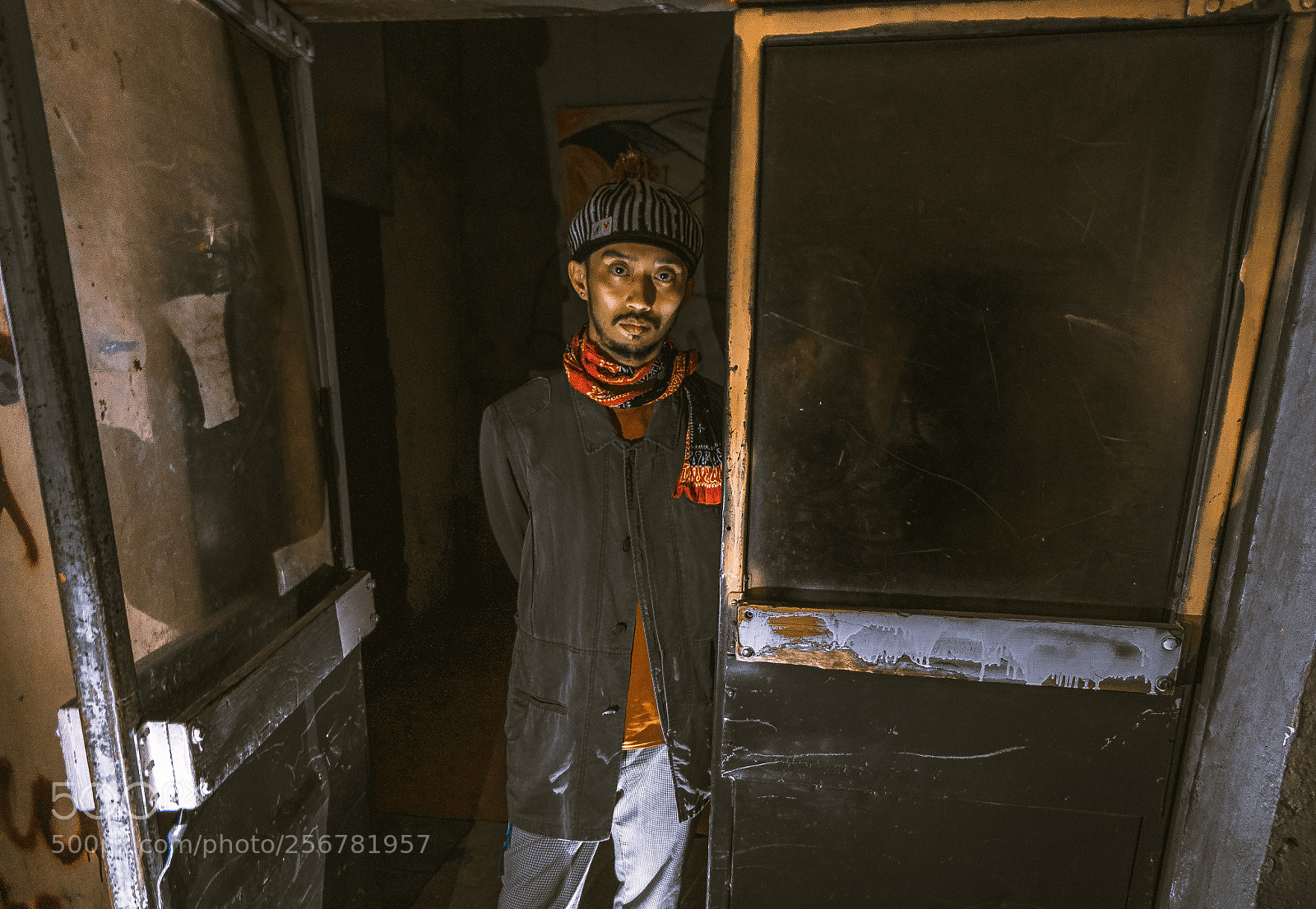 Fujifilm X-E1 sample photo. Banzay at the abandoned photography