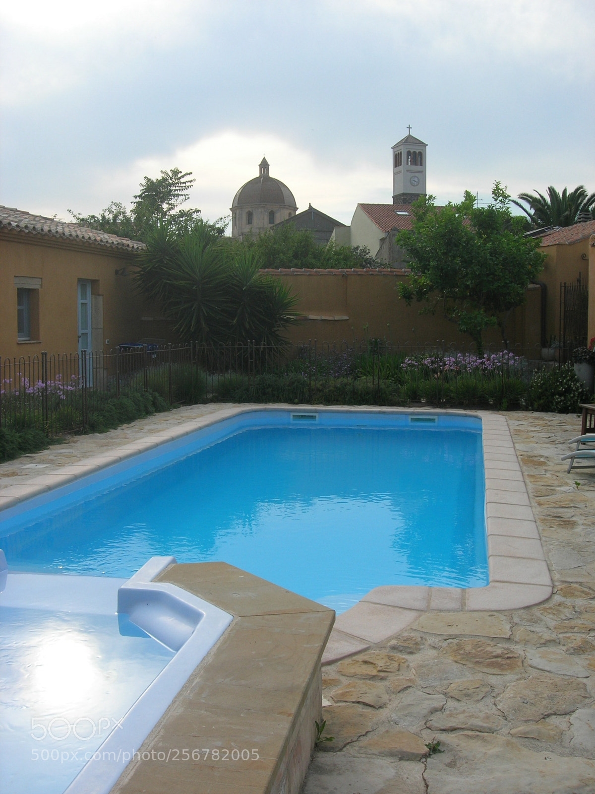 Nikon E5900 sample photo. Piscina photography