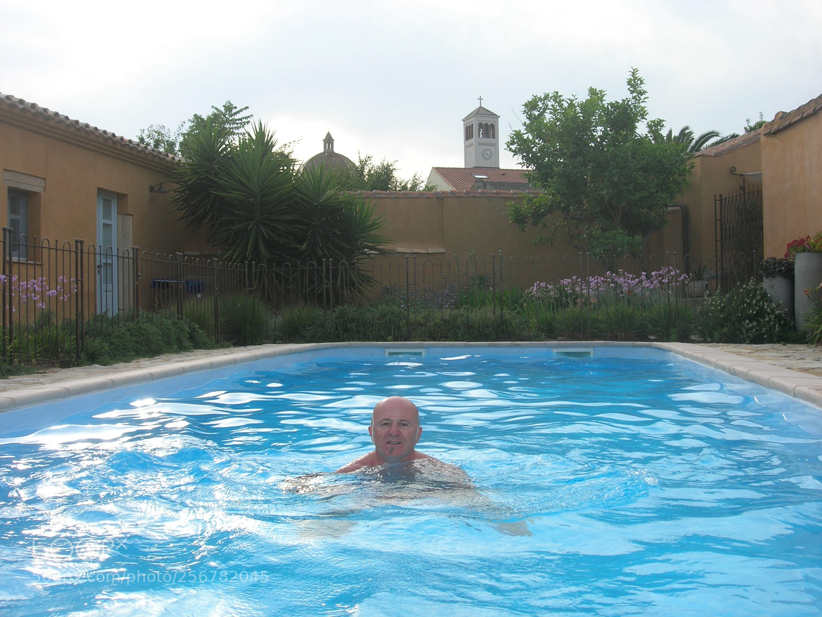 Nikon E5900 sample photo. Piscina della camera photography