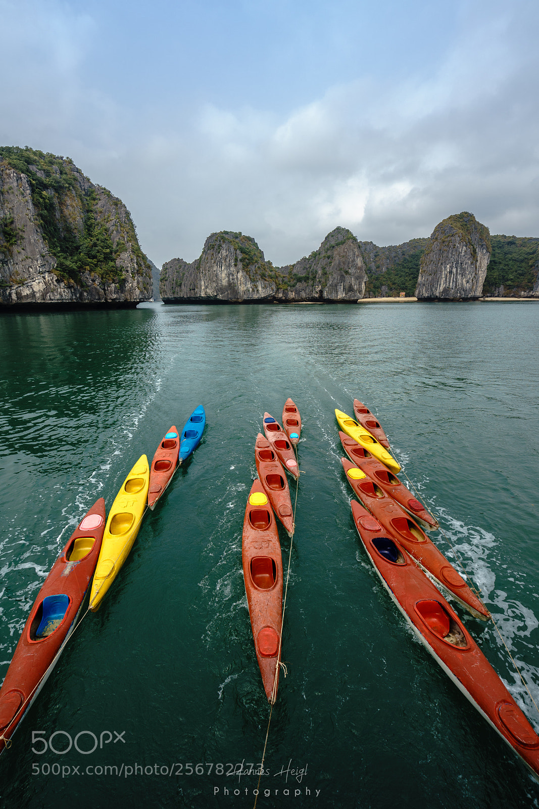 Sony a7 II sample photo. Vietnam - halong bay photography