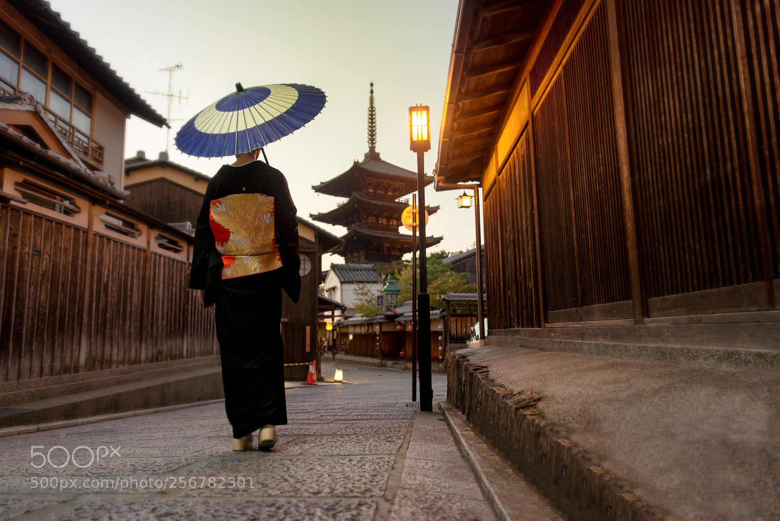 Nikon D610 sample photo. Asian woman with kimono photography