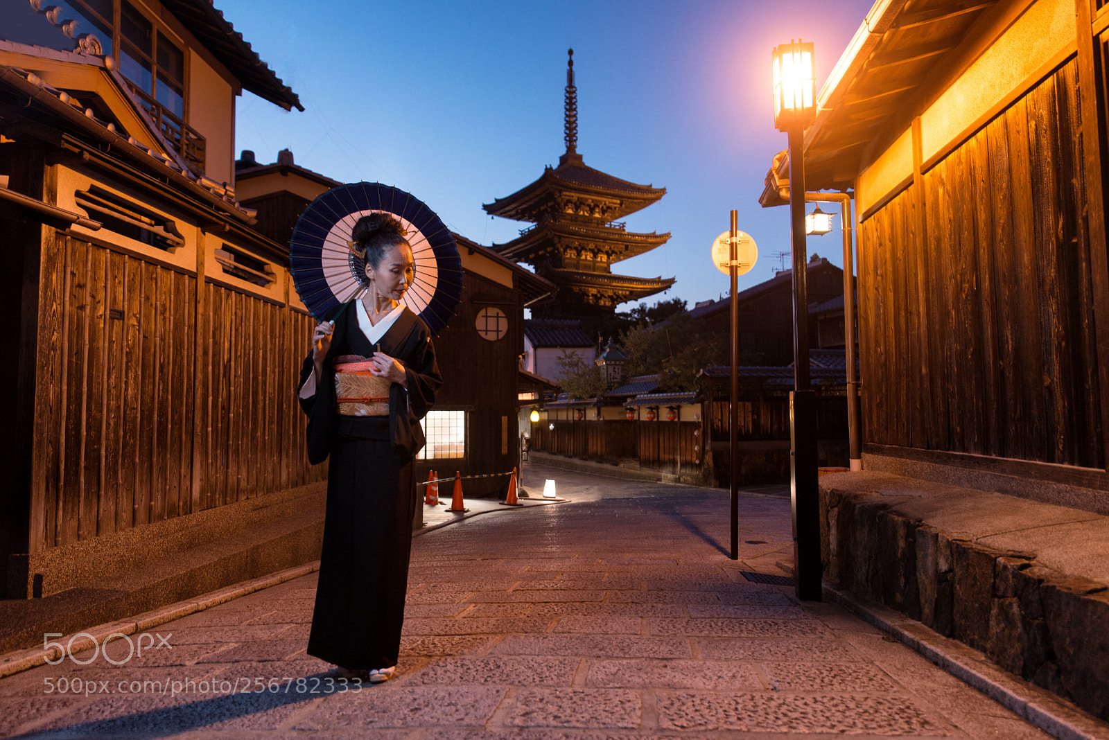 Nikon D610 sample photo. Asian woman with kimono photography