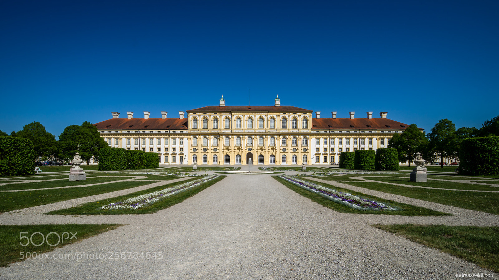 Sony a7 sample photo. Neues schloss schleißheim photography