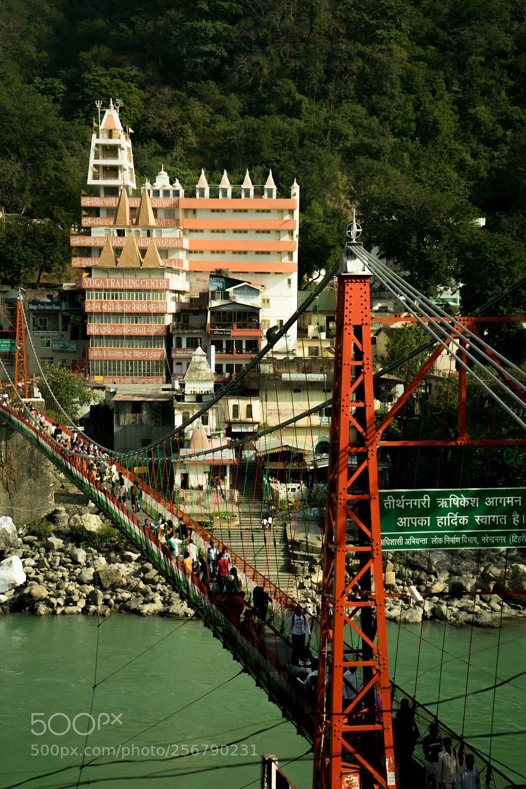 Sony a7 sample photo. Overbridge photography
