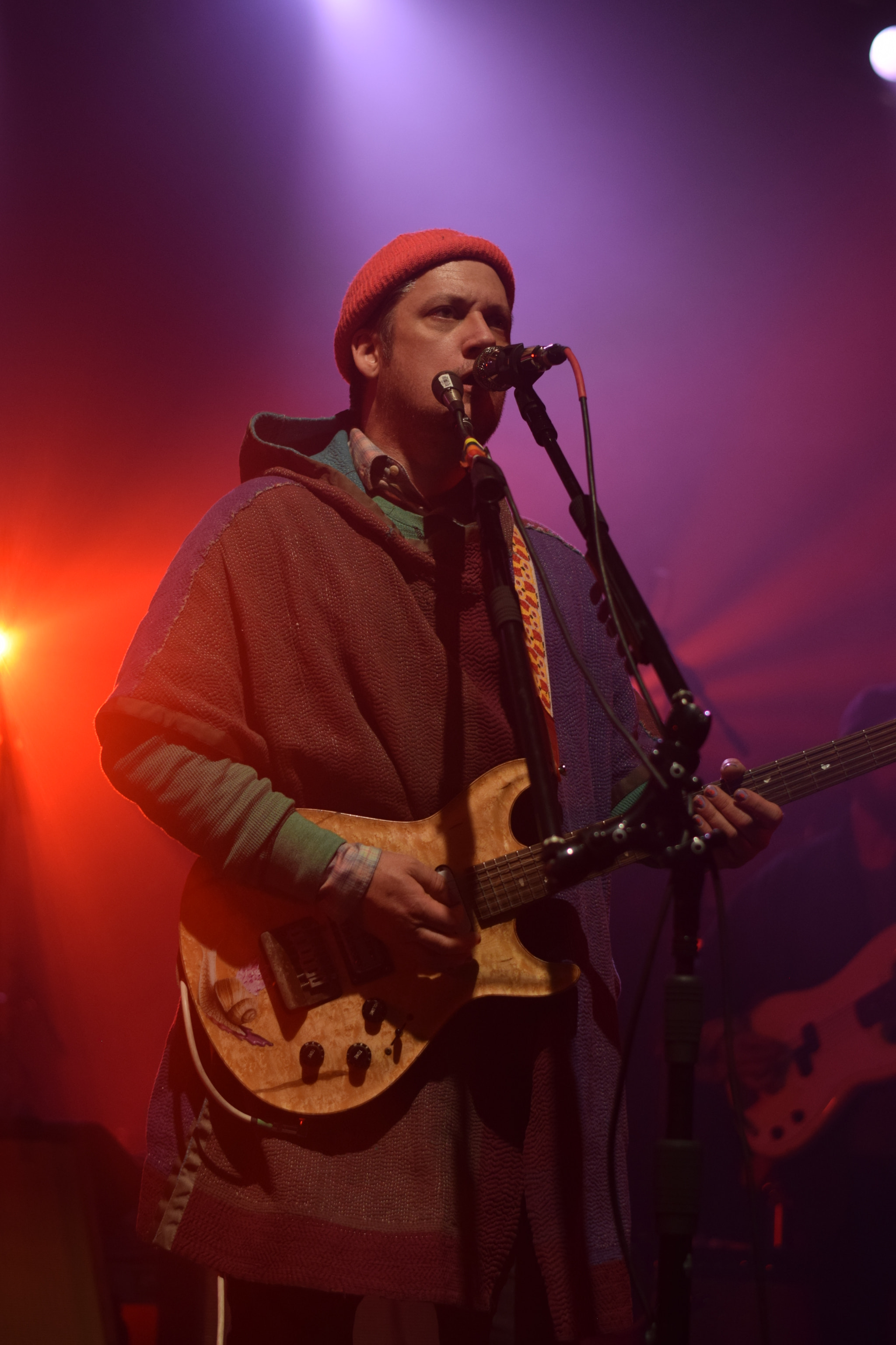 Nikon AF-S Nikkor 50mm F1.8G sample photo. Modest mouse photography
