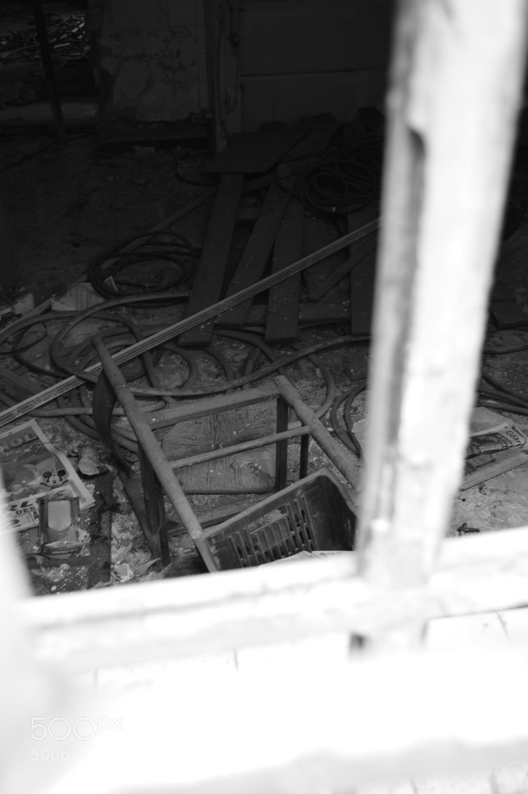 Nikon D3200 sample photo. Abandon photography