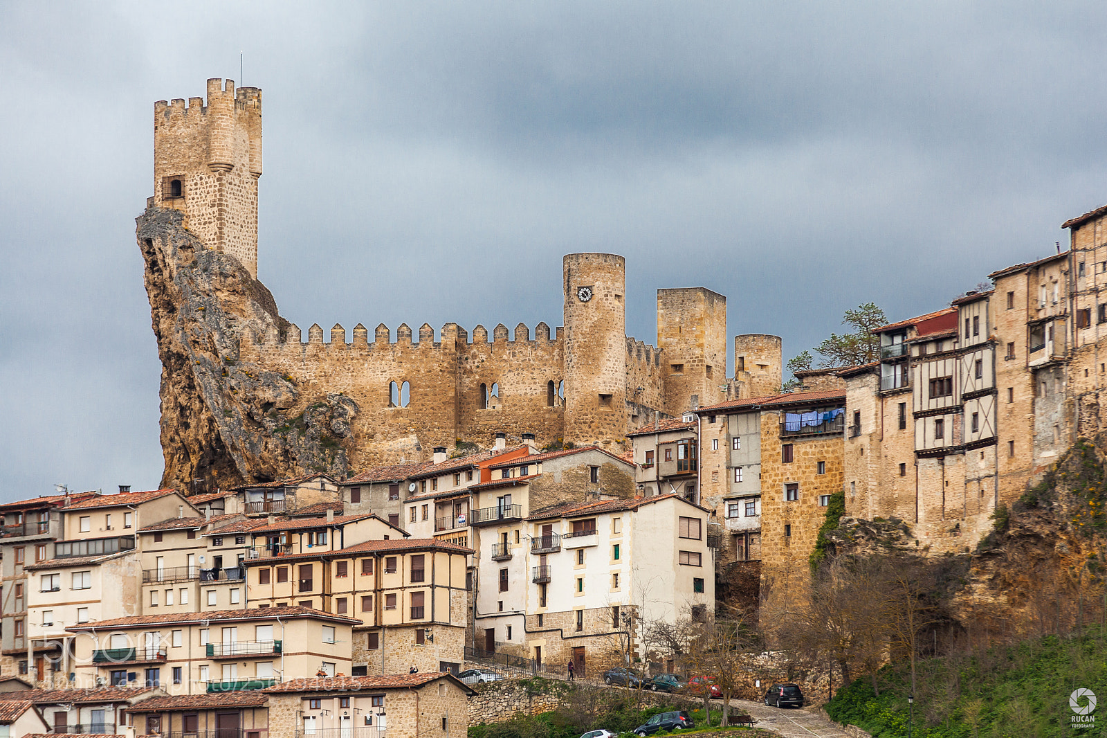 Canon EOS 5D Mark II sample photo. Castillo de frias photography