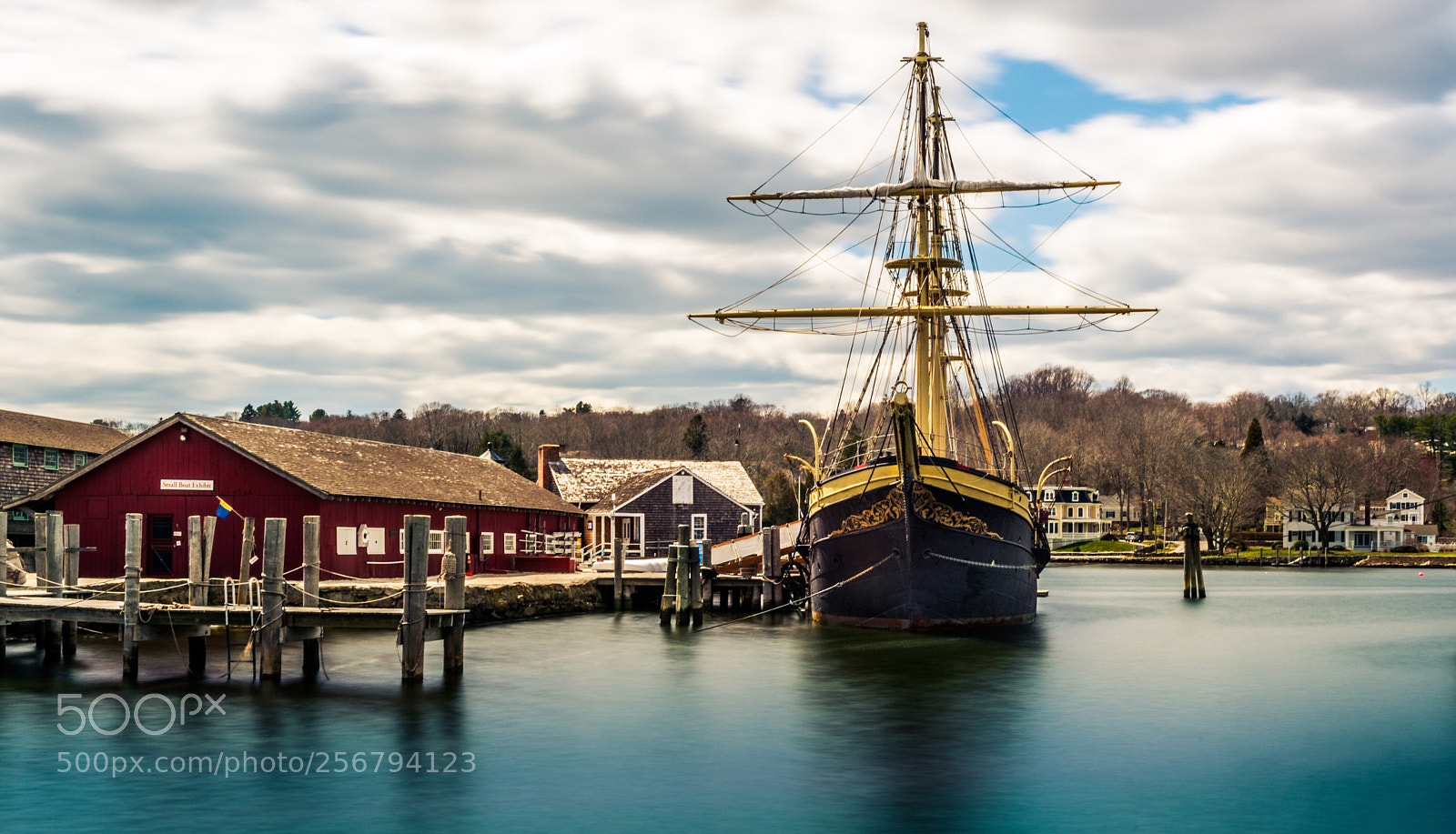 Nikon D810 sample photo. Moored photography