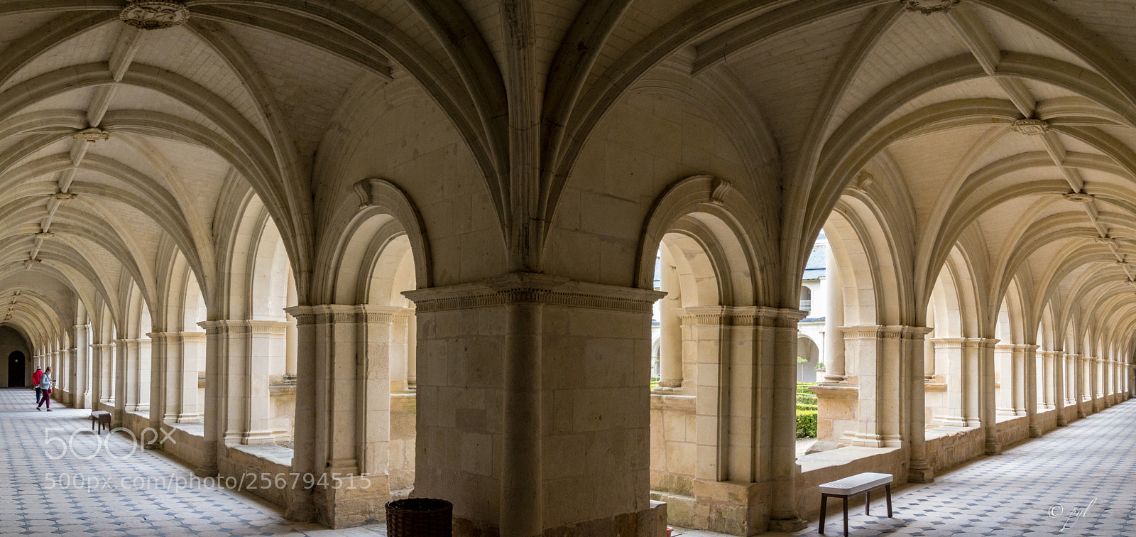 Canon EOS 70D sample photo. Fontevraud l abbaye photography
