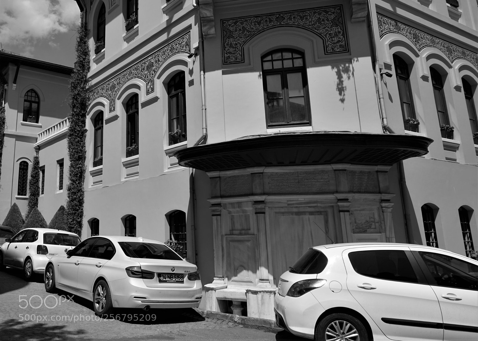 Sony a7 sample photo. Tarih photography