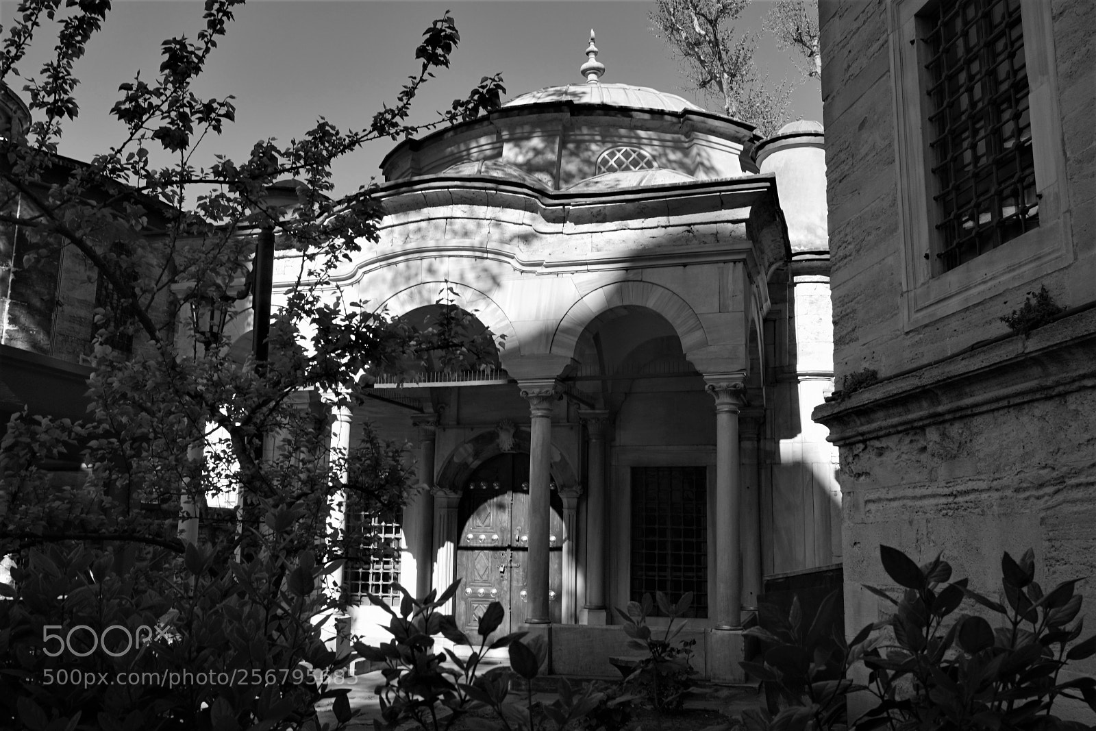 Sony a7 sample photo. Tarİh photography