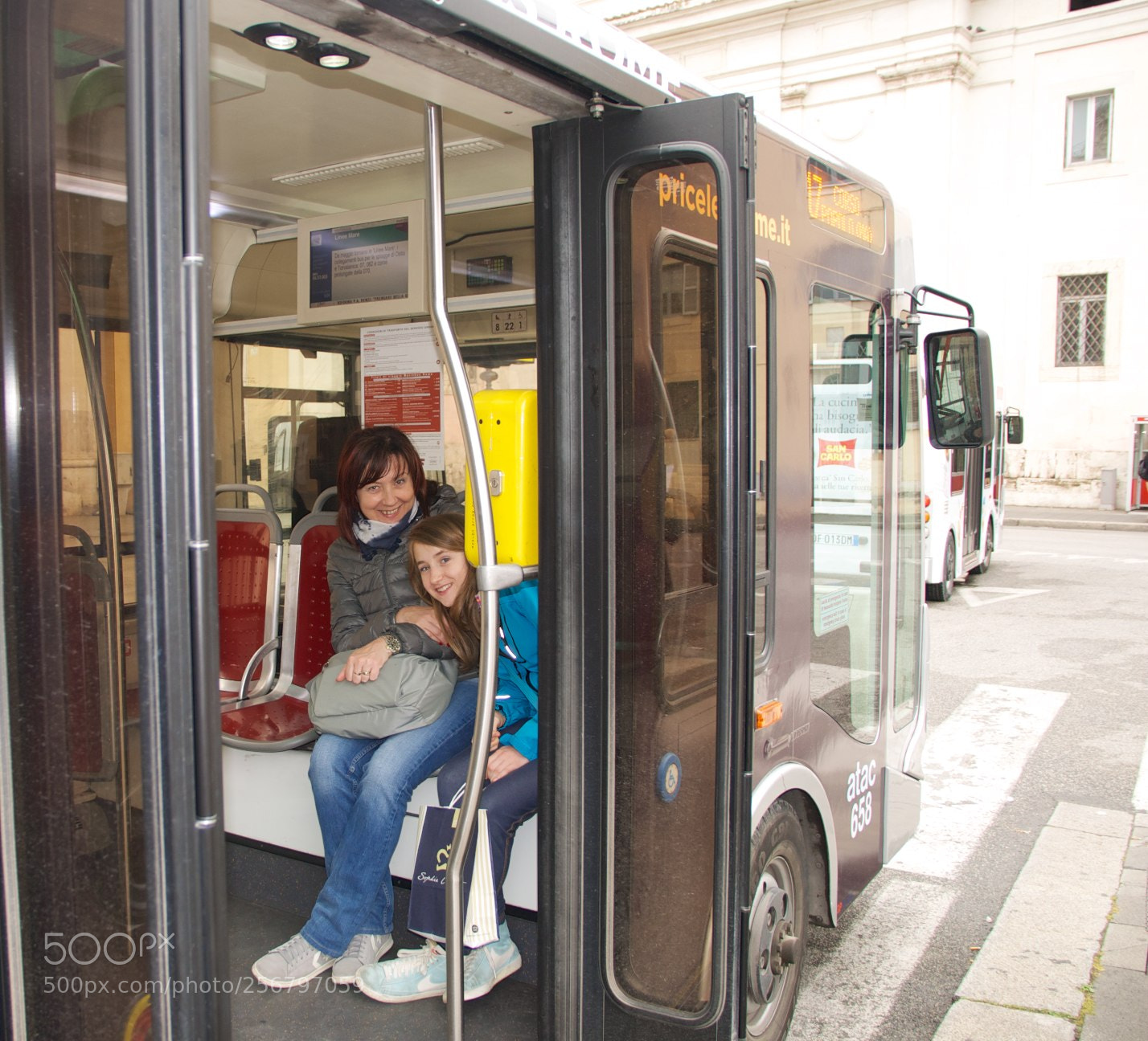 Nikon D60 sample photo. Mini autobus photography