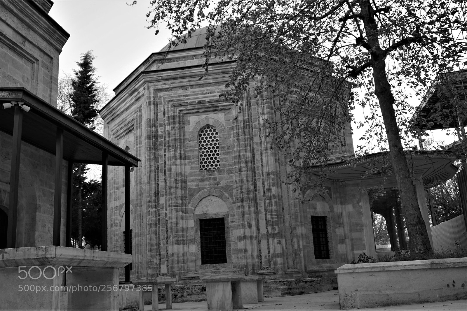 Sony a7 sample photo. Tarih photography