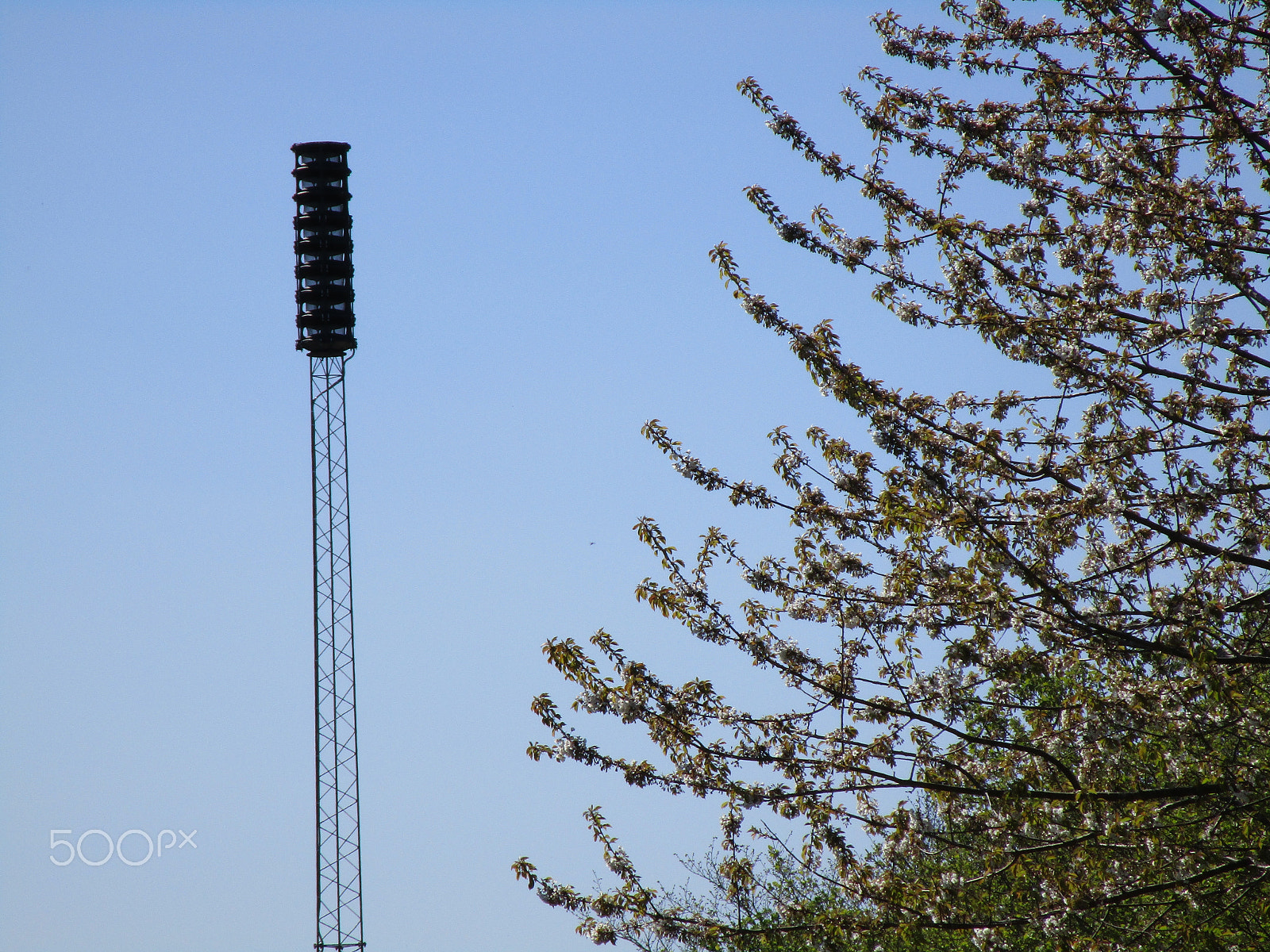 Canon IXUS 190 sample photo. Antenna against blue sky photography