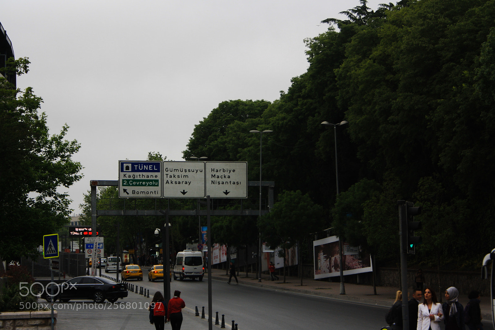 Canon EOS 1000D (EOS Digital Rebel XS / EOS Kiss F) sample photo. Istanbul photography