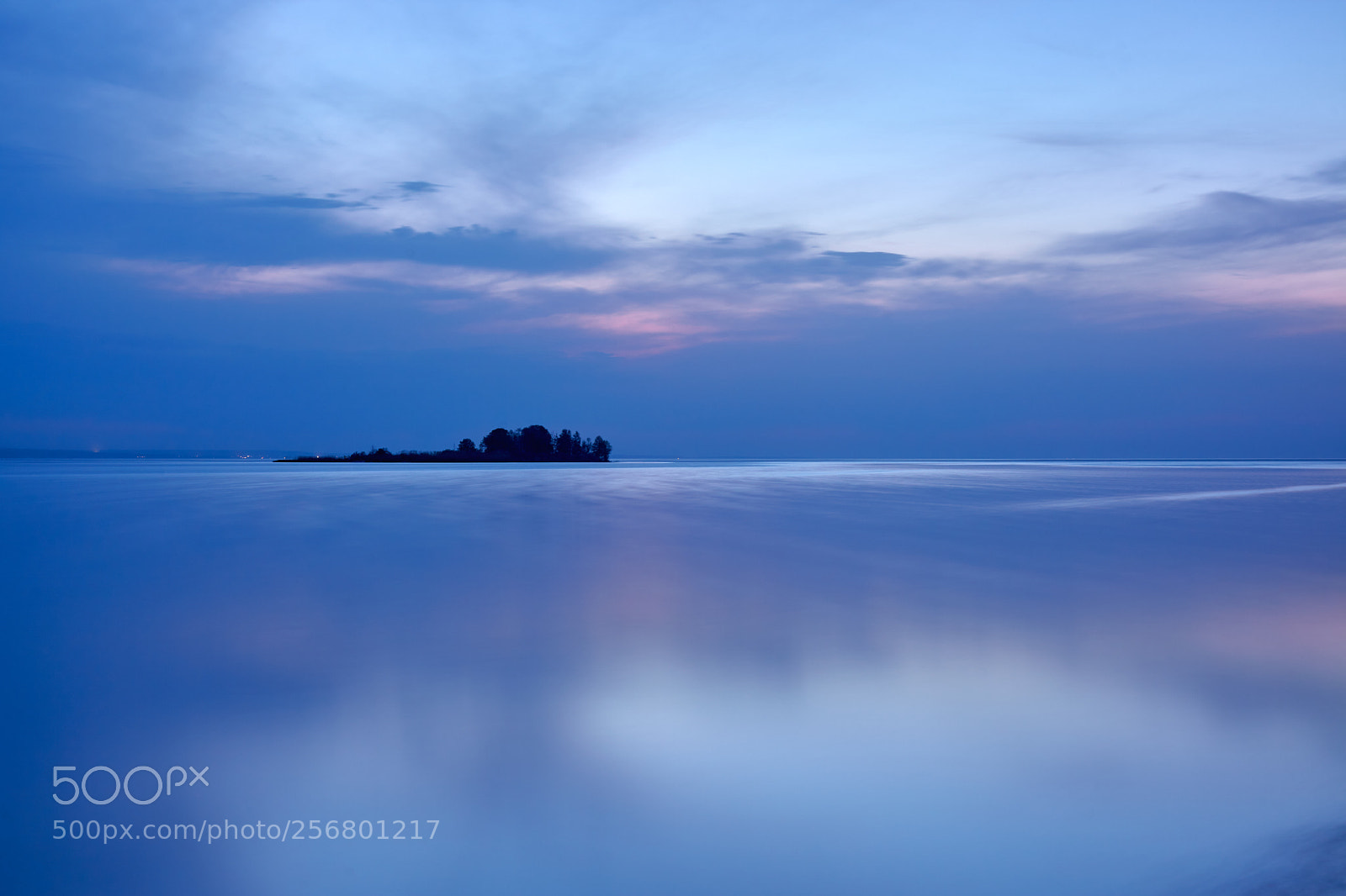 Canon EOS 5D Mark II sample photo. Kyivs'ke reservoir blue hour photography