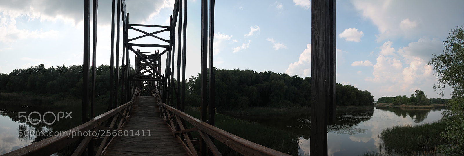 Canon EOS 1100D (EOS Rebel T3 / EOS Kiss X50) sample photo. Pano photography