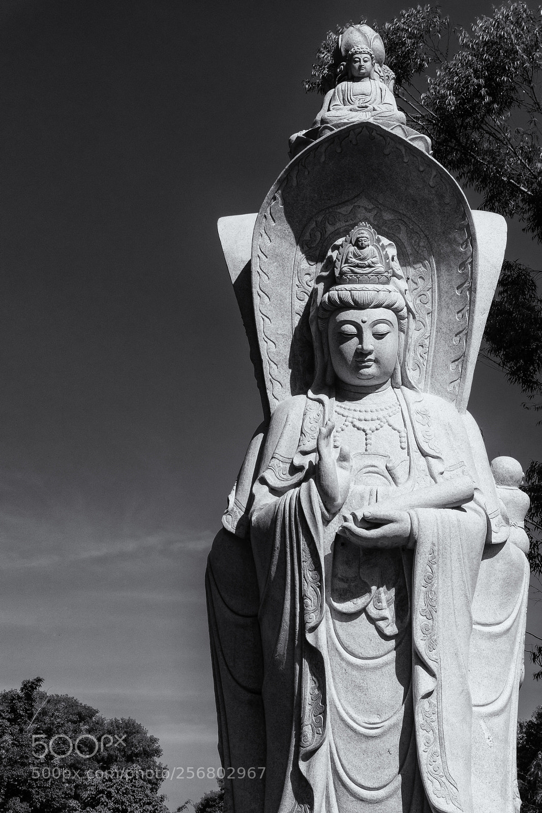 Sony a6300 sample photo. Budhist temple photography