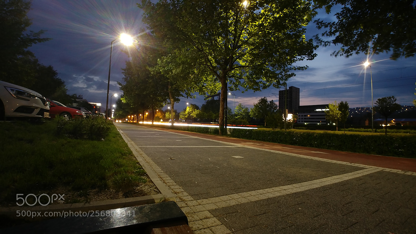 LG G6 sample photo. Sarajevo evening two part photography