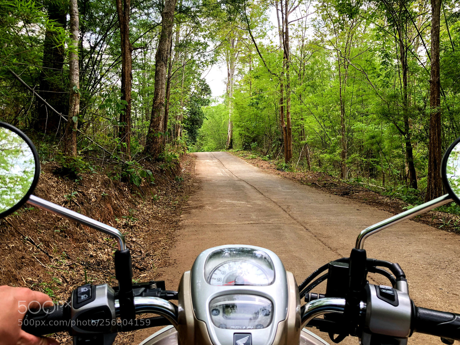 Apple iPhone X sample photo. Road trip in pai photography