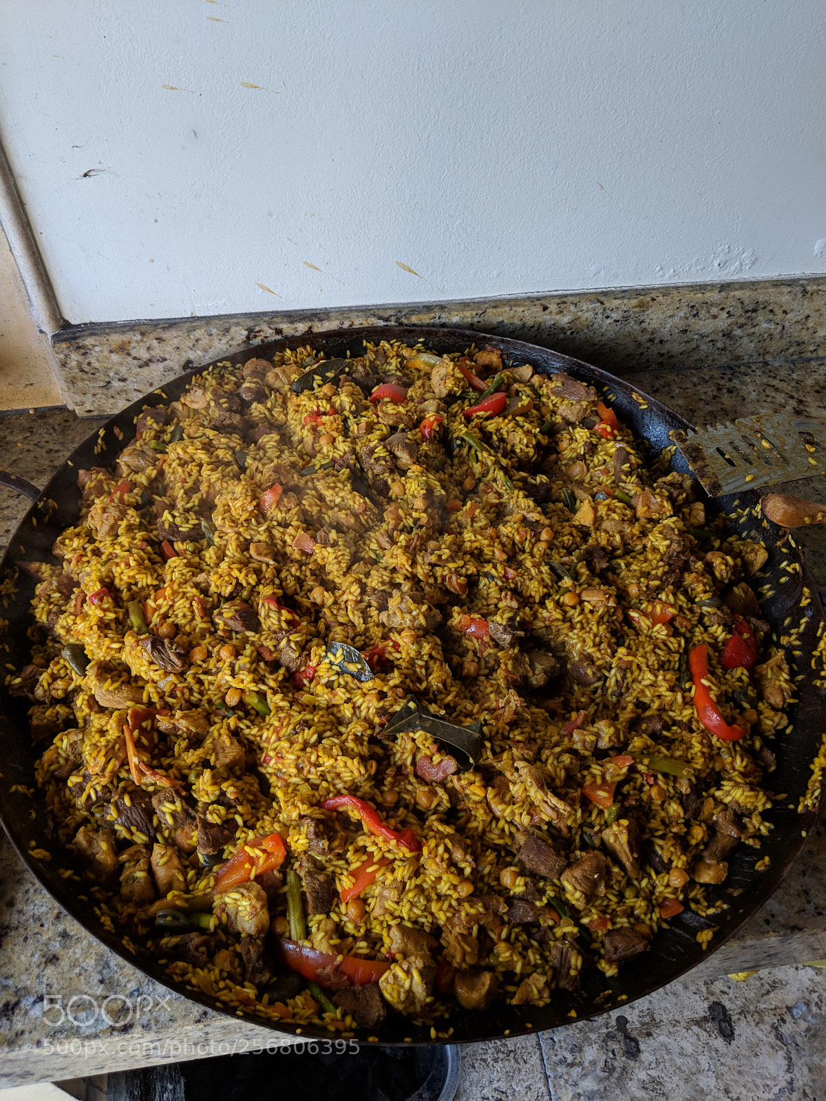 Google Pixel 2 XL sample photo. Paella! photography