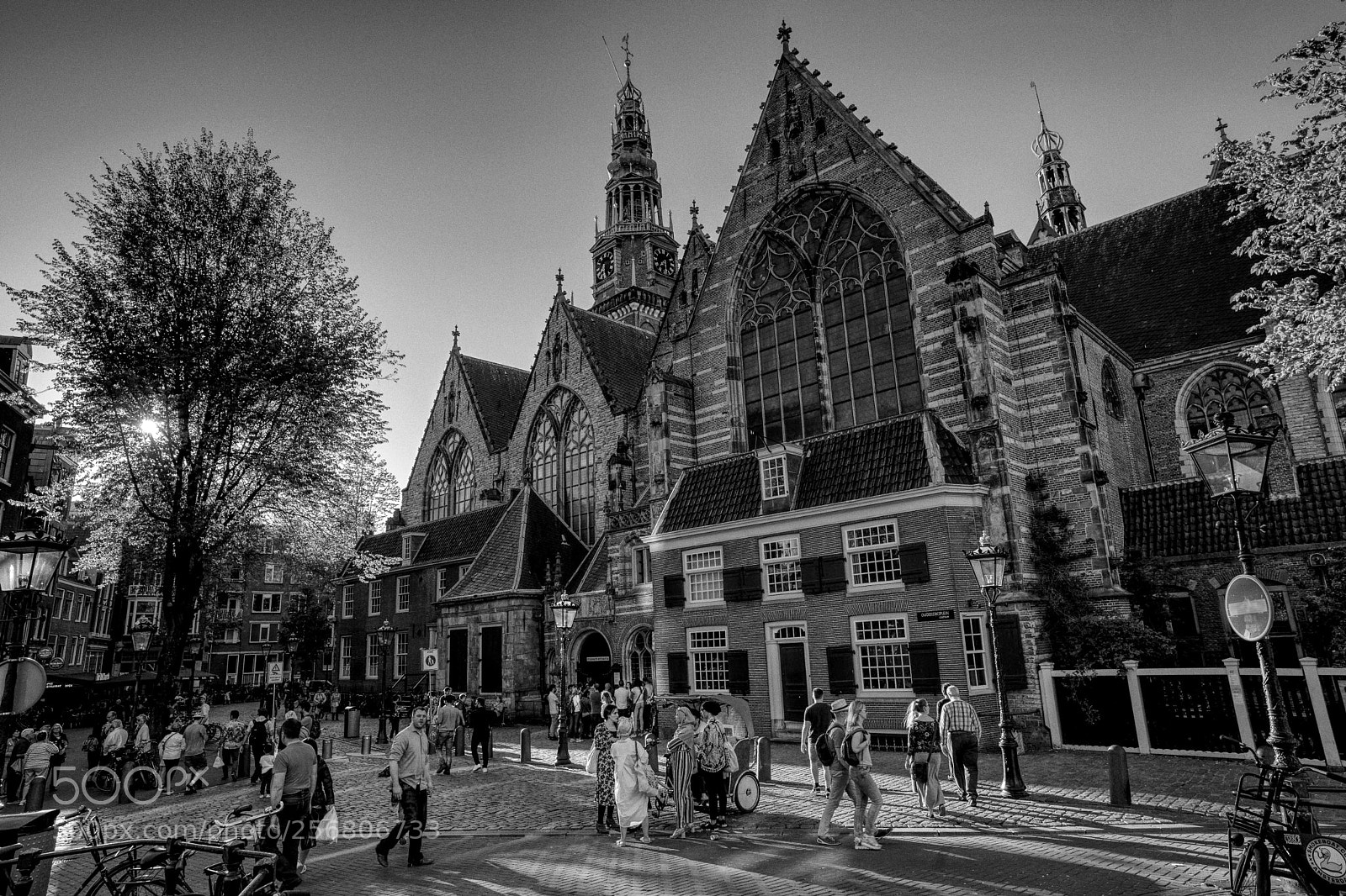 Canon EOS 5D Mark II sample photo. Amsterdam de oude kerk photography
