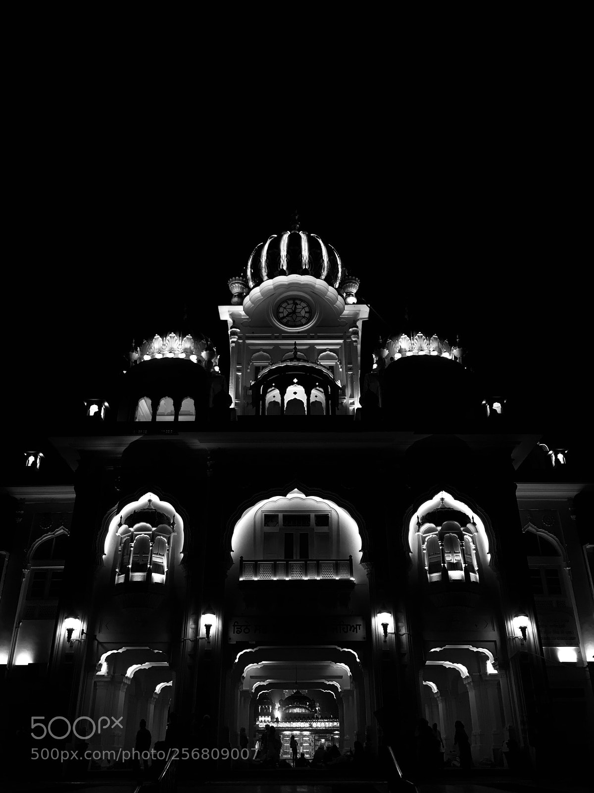 Apple iPhone SE sample photo. #darbarsahib photography