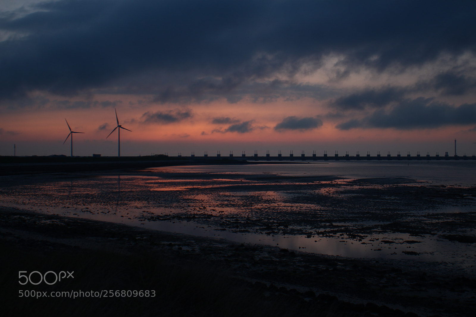 Canon EOS 1300D (EOS Rebel T6 / EOS Kiss X80) sample photo. Sunset holland photography