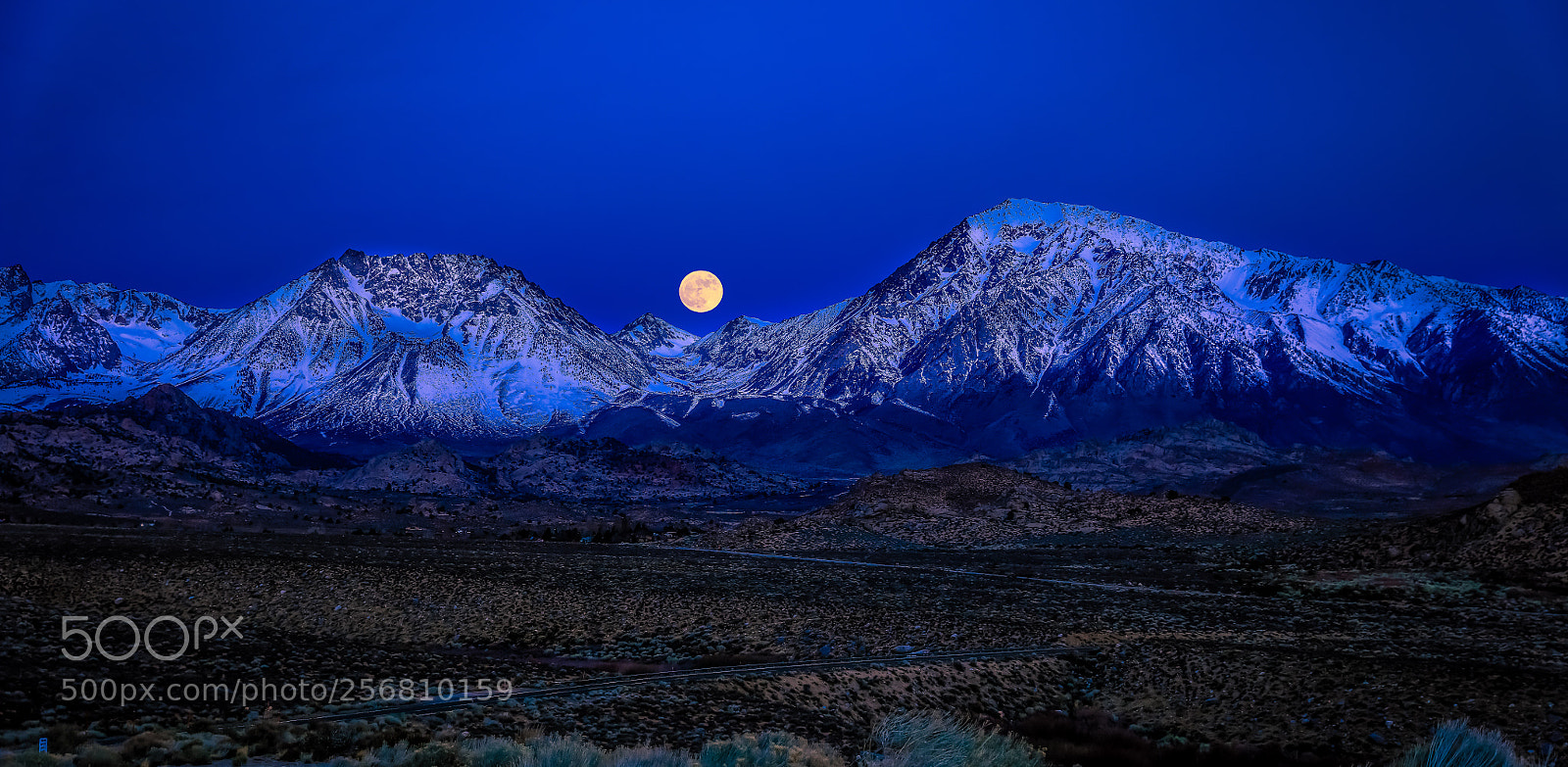 Canon EOS 5DS R sample photo. Full moon over the photography