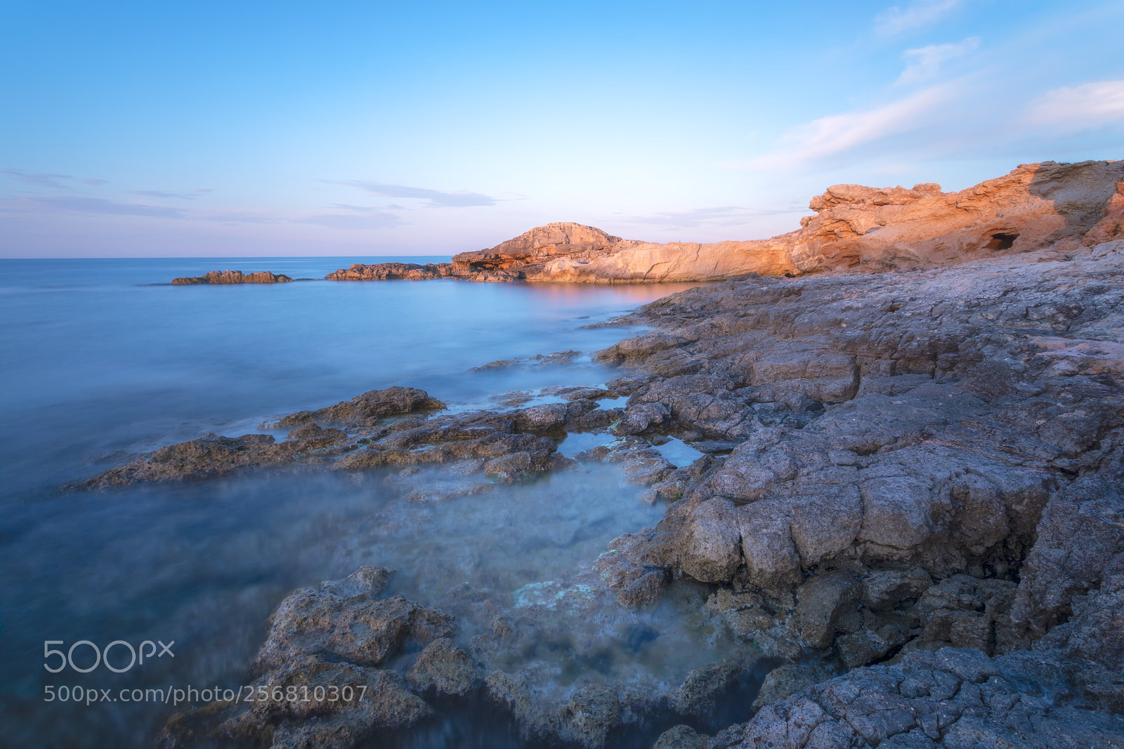 Canon EOS 5D Mark IV sample photo. Cliff. photography