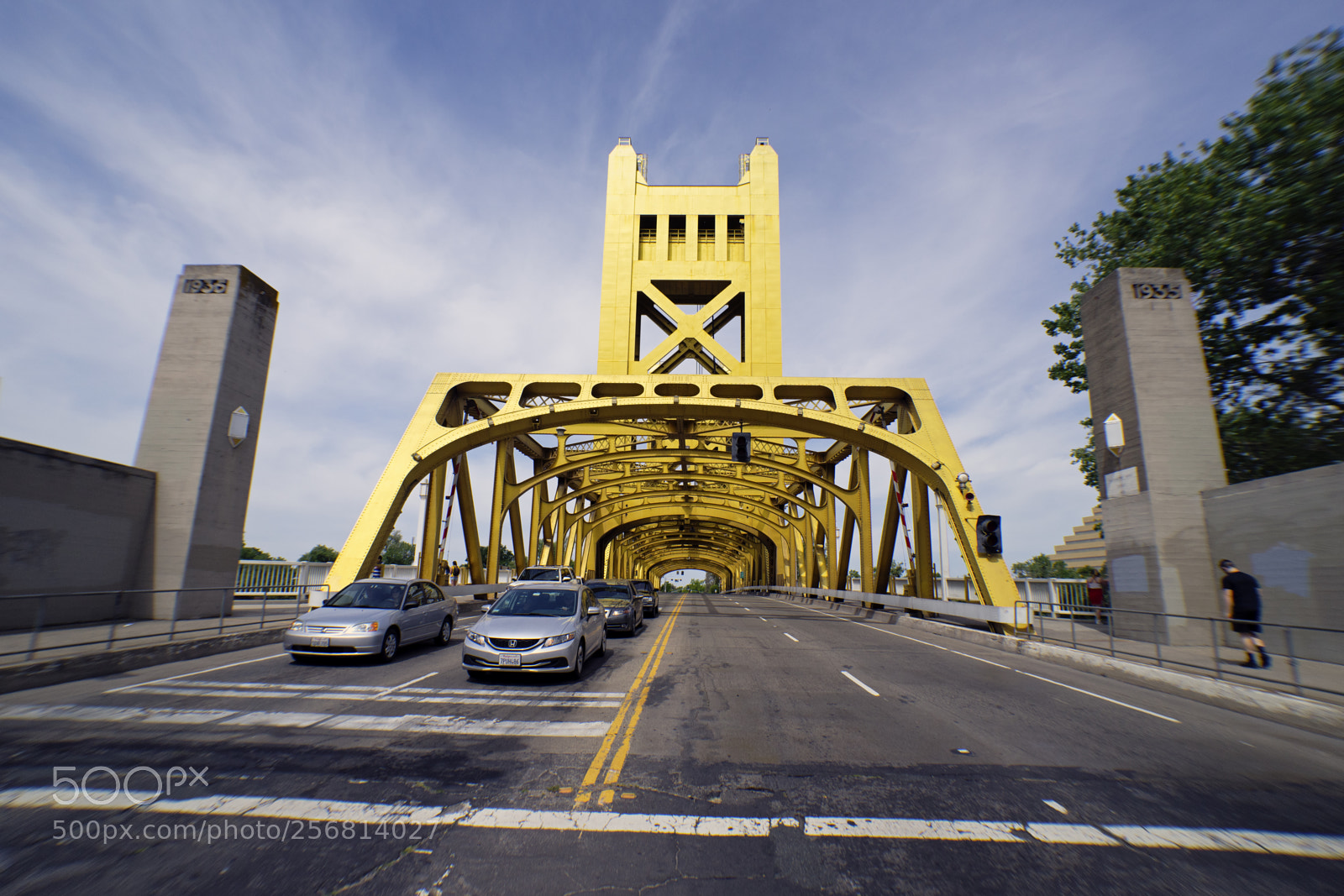 Sony a7 II sample photo. Sony 3904 through the bridge photography