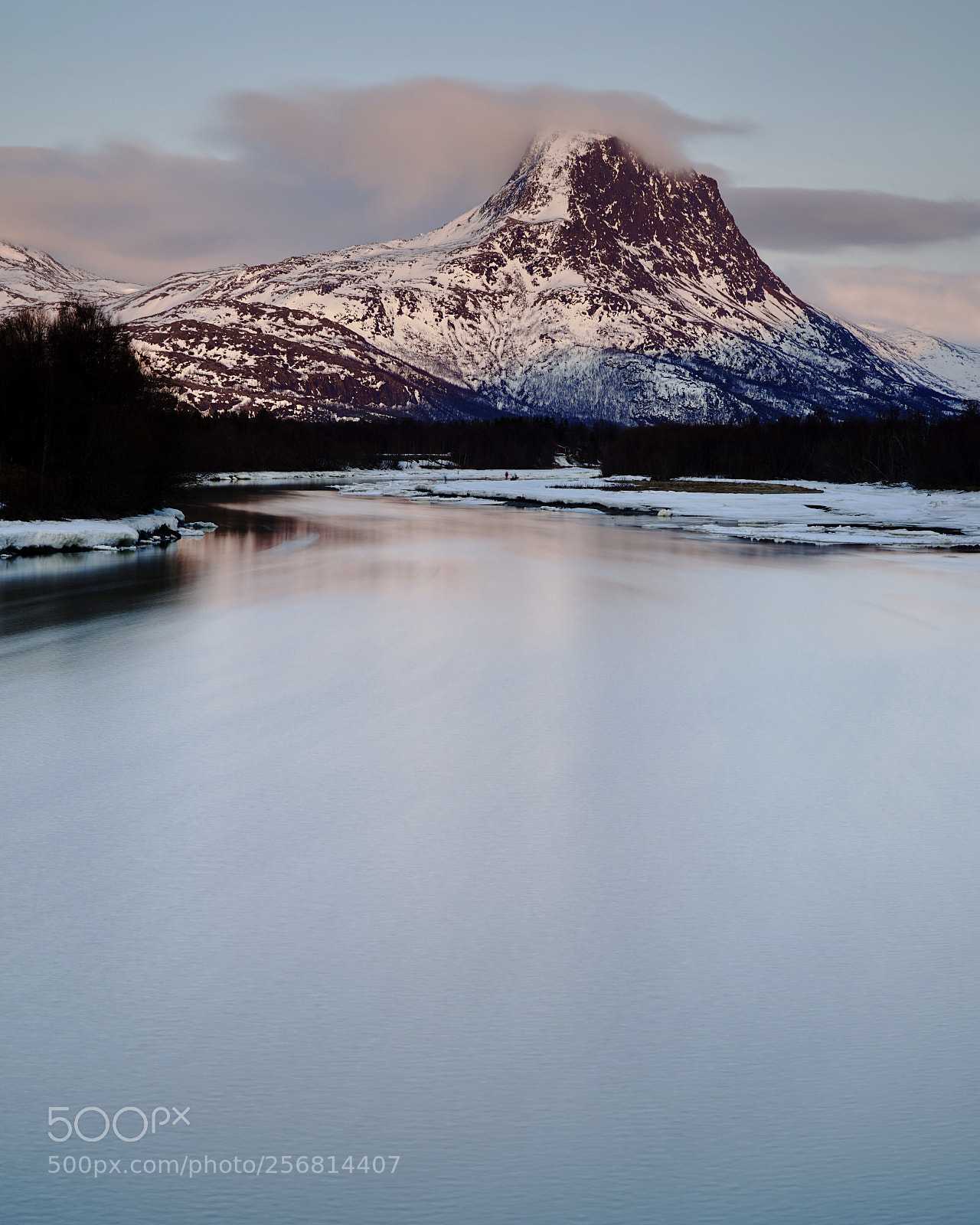 Sony a6000 sample photo. Store ste in the photography