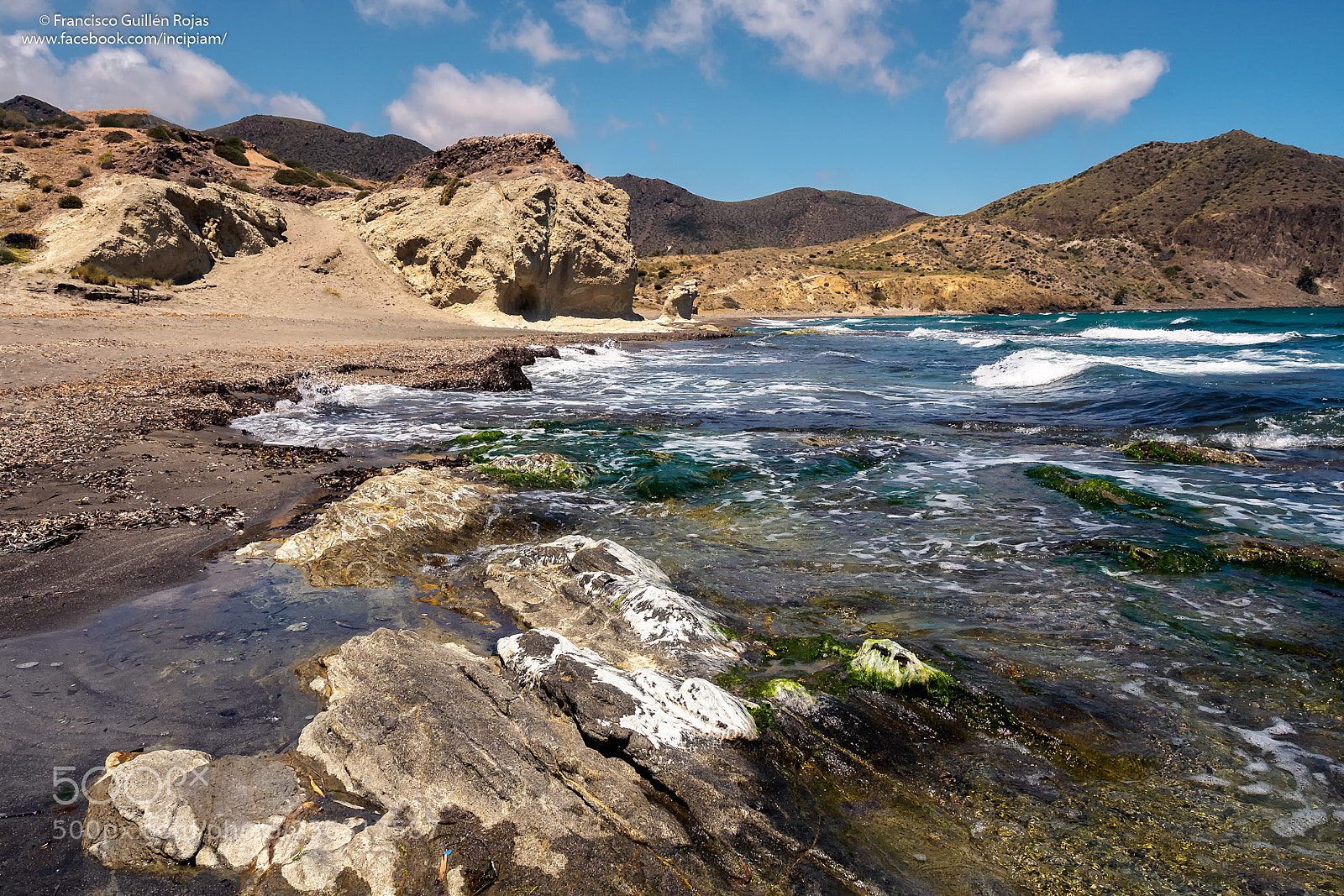 Olympus OM-D E-M5 II sample photo. Pe on blanco beach photography