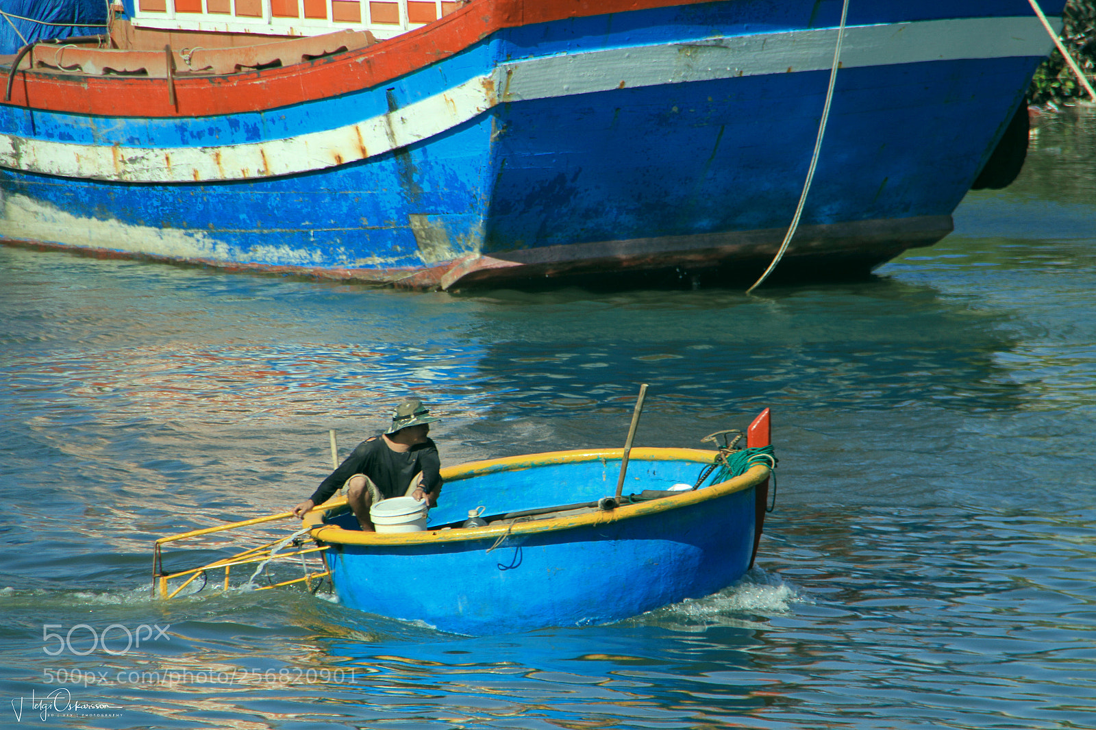 Canon EOS 7D sample photo. Tub boat in vietnam photography