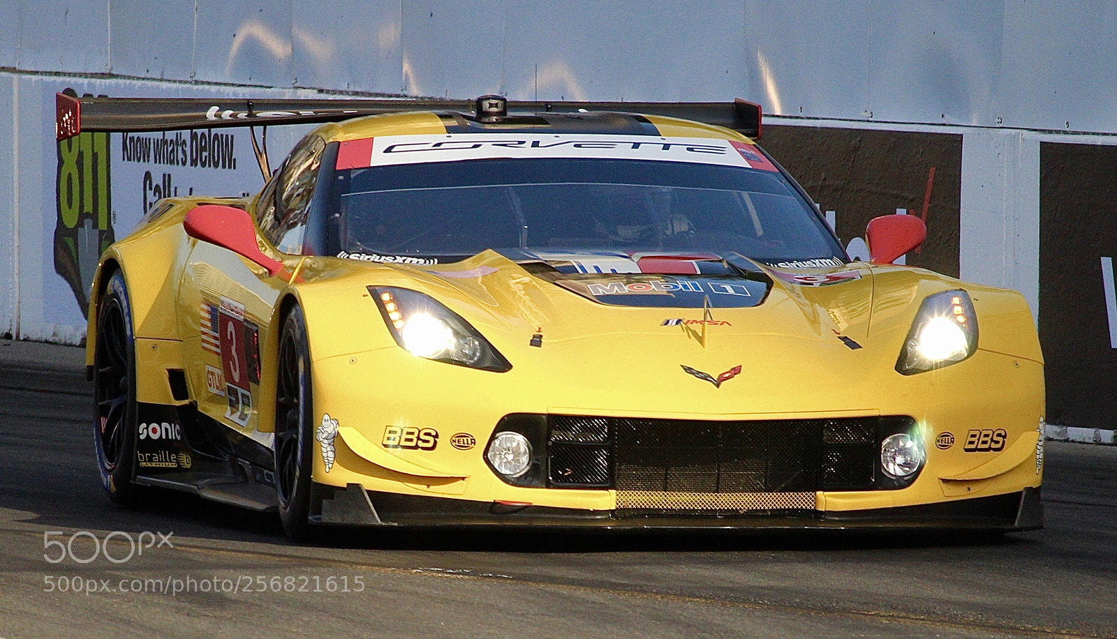 Canon EOS 1200D (EOS Rebel T5 / EOS Kiss X70 / EOS Hi) sample photo. Corvette racing # 3 photography
