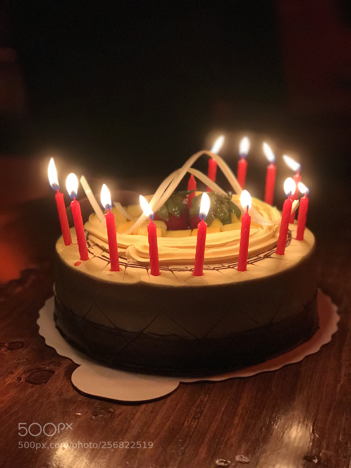 Apple iPhone 7 Plus sample photo. Cake photography