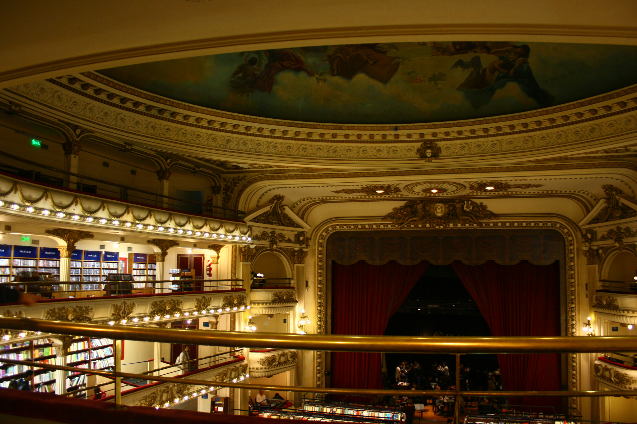 Canon EOS 400D (EOS Digital Rebel XTi / EOS Kiss Digital X) sample photo. El ateneo photography
