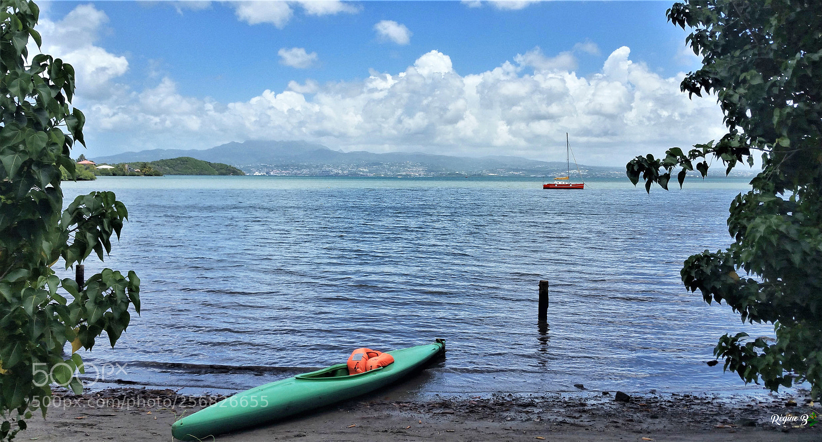 Samsung Galaxy Note4 sample photo. Kayak oublié photography