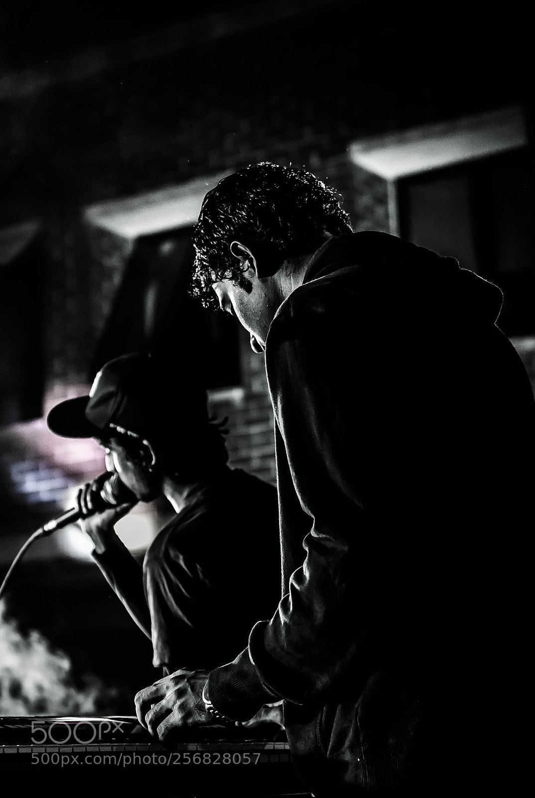 Nikon D7000 sample photo. Sing photography