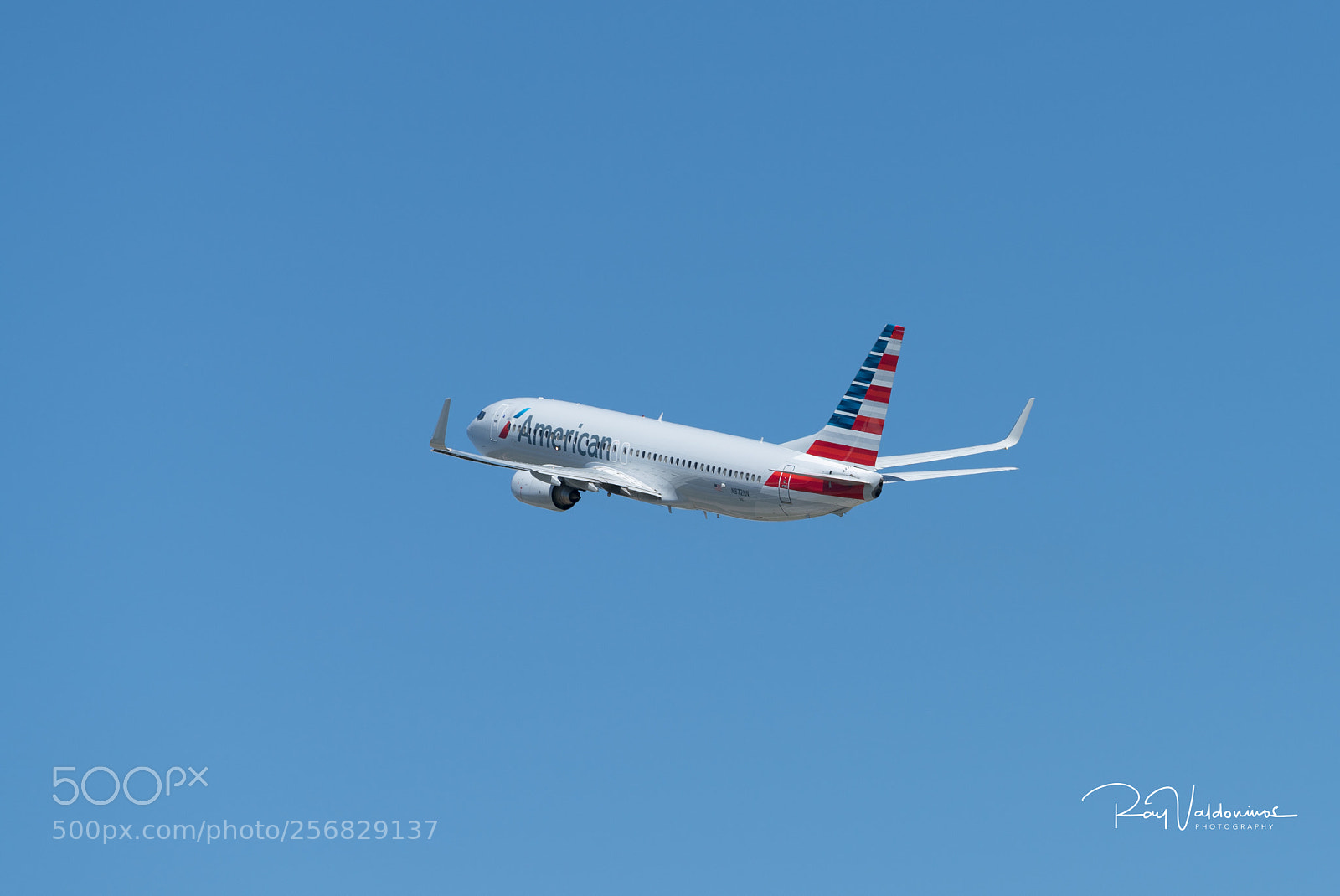 Sony a7R II sample photo. Visit to the airport photography