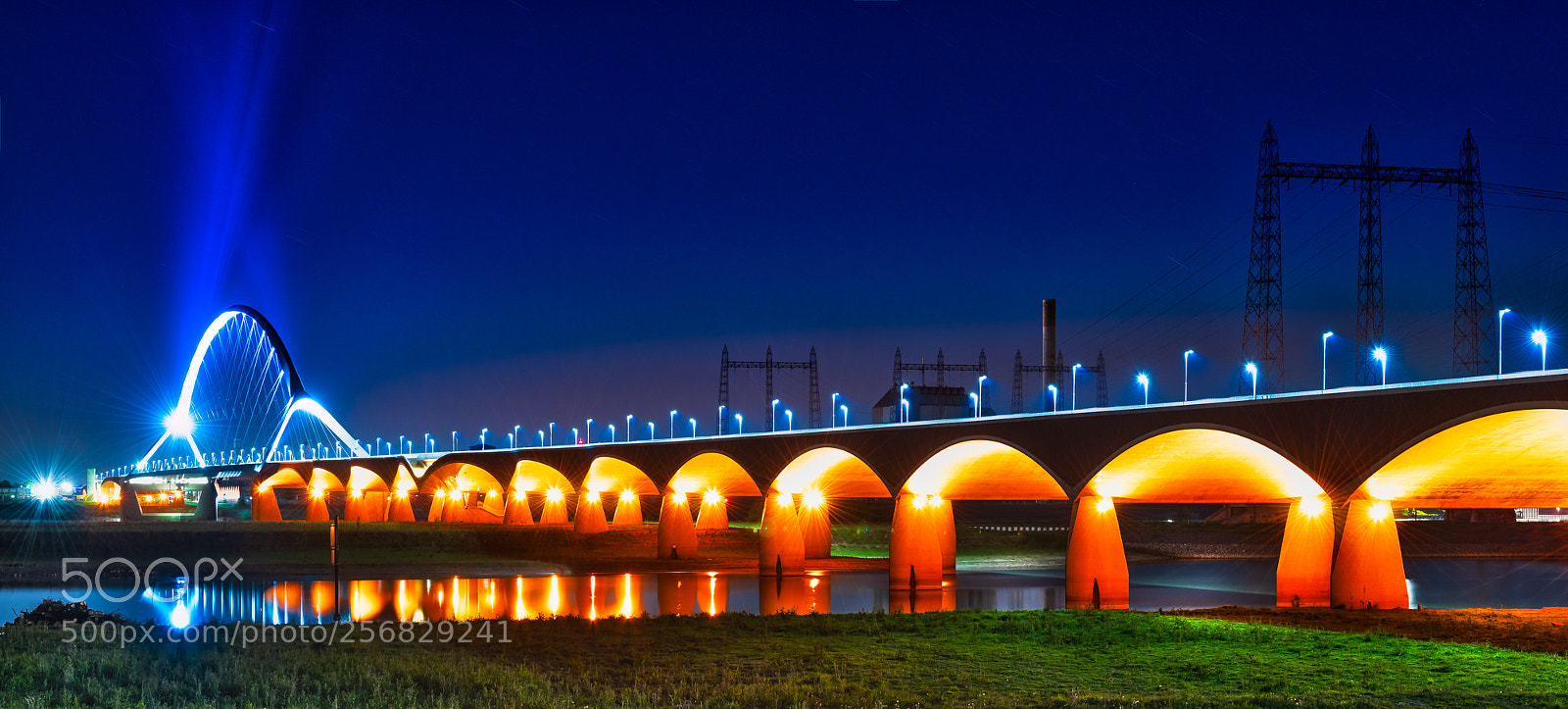 Nikon D810 sample photo. Bridge called: de oversteek. photography