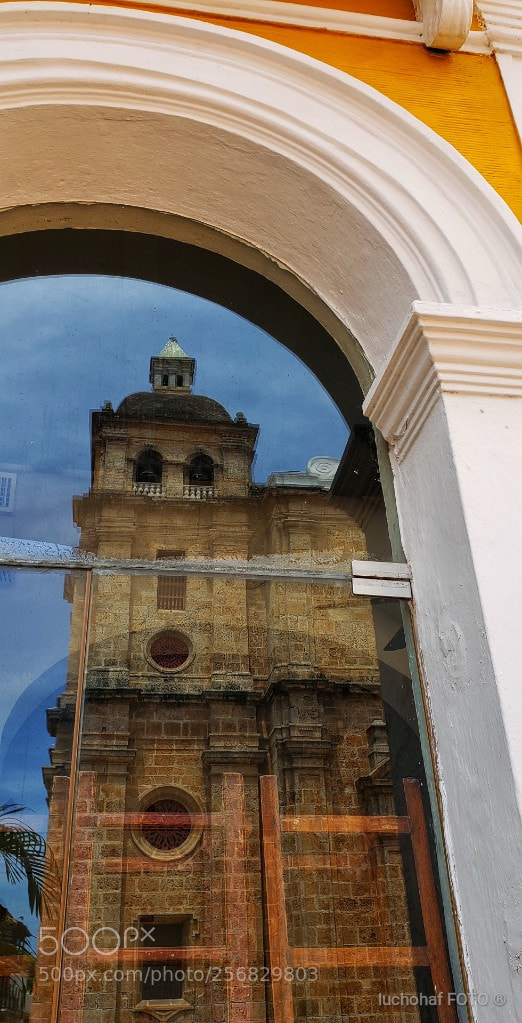 Samsung Galaxy S9+ sample photo. Catedral photography