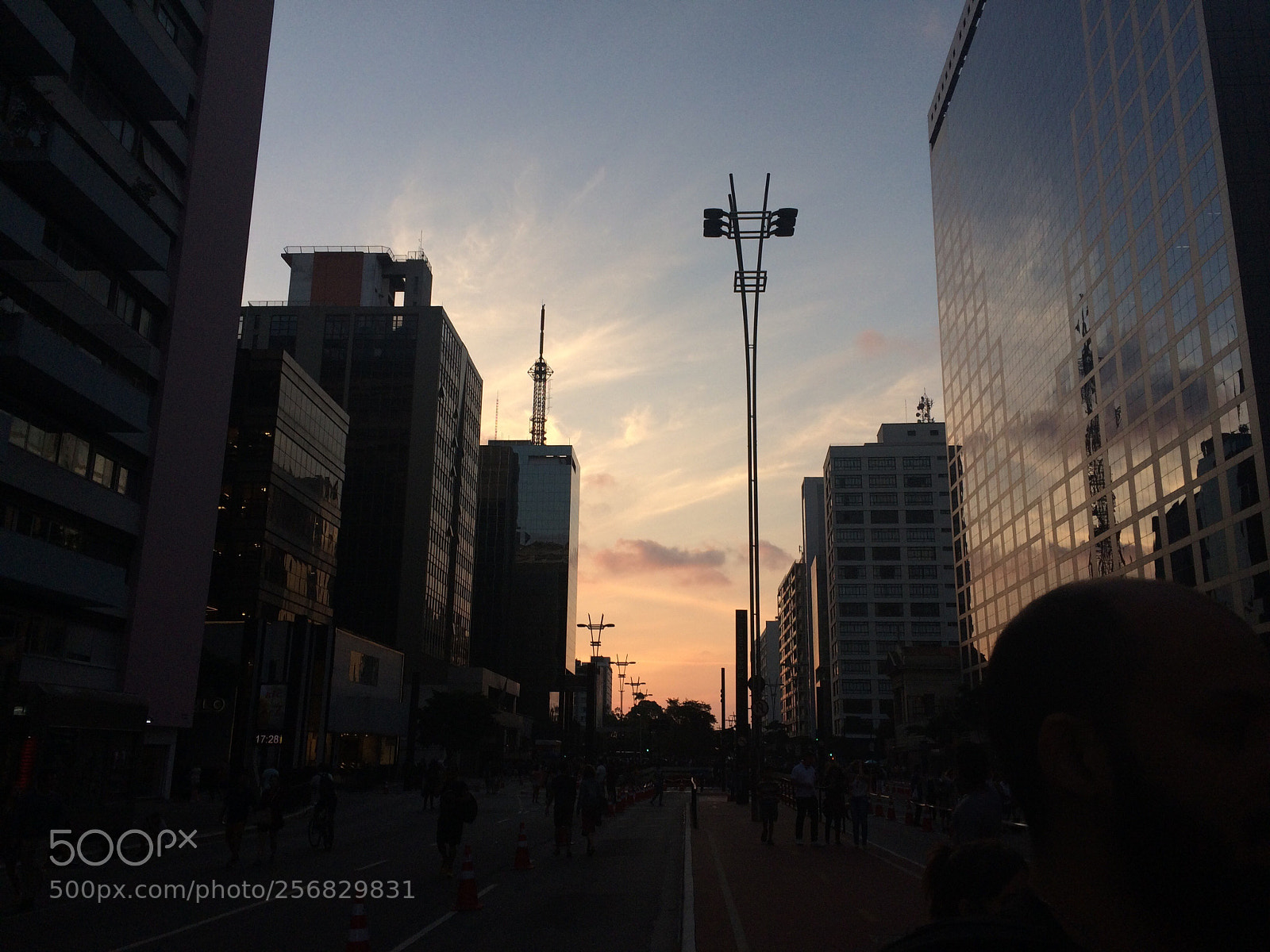 Apple iPhone 5s sample photo. Paulista avenue  photography