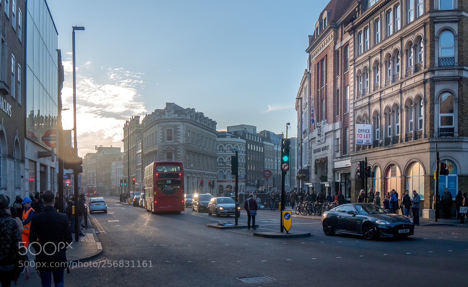 Panasonic Lumix DMC-GH4 sample photo. Borough high street, london photography