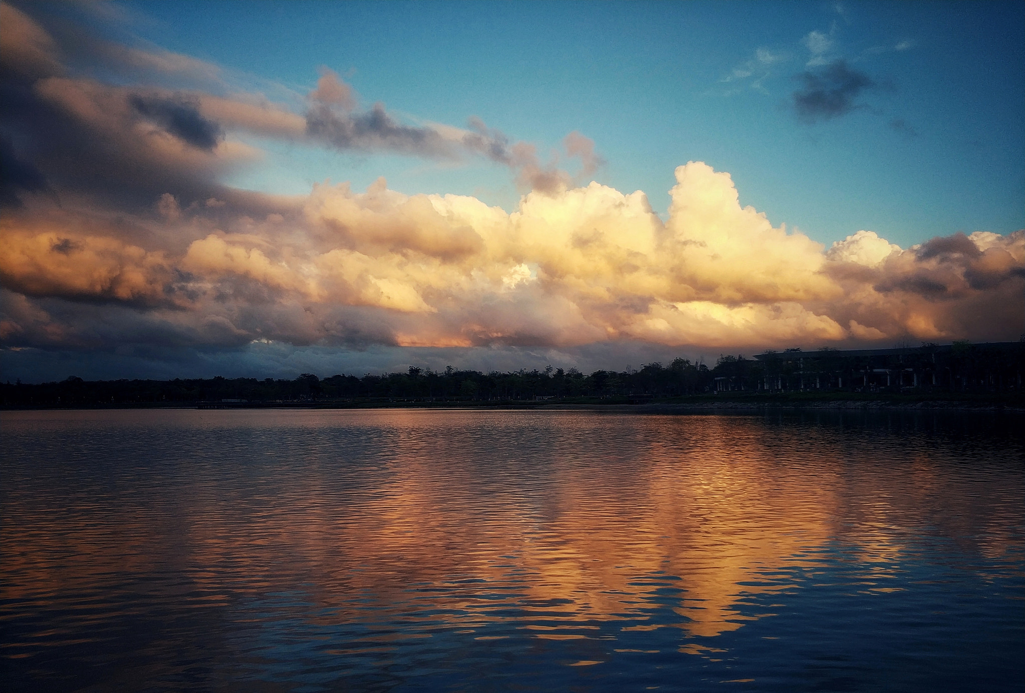 Xiaomi MI6 sample photo. Cloud photography