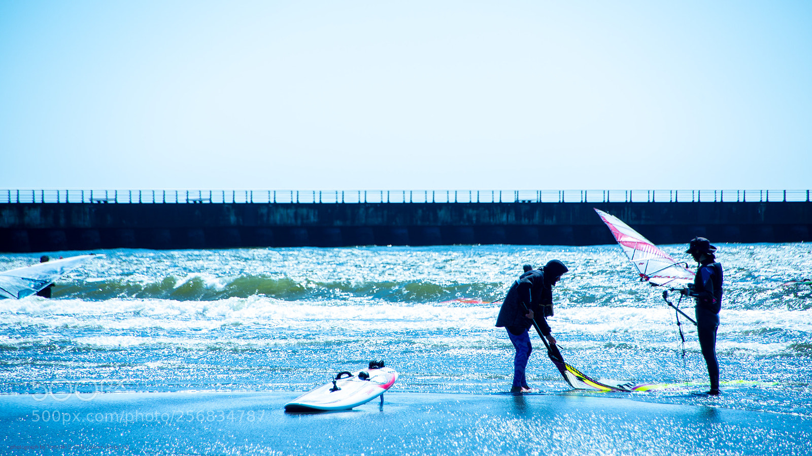 Canon EOS 6D sample photo. Chatting about surfin' photography