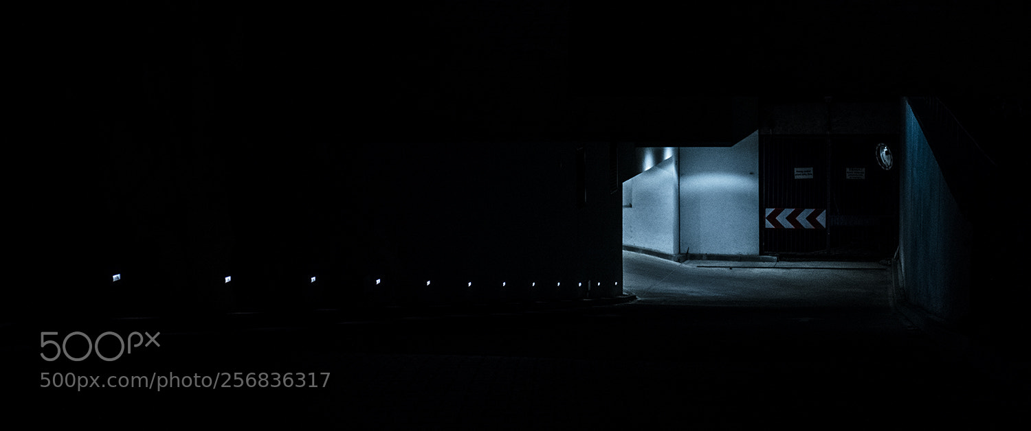 Sony a6300 sample photo. Garage photography