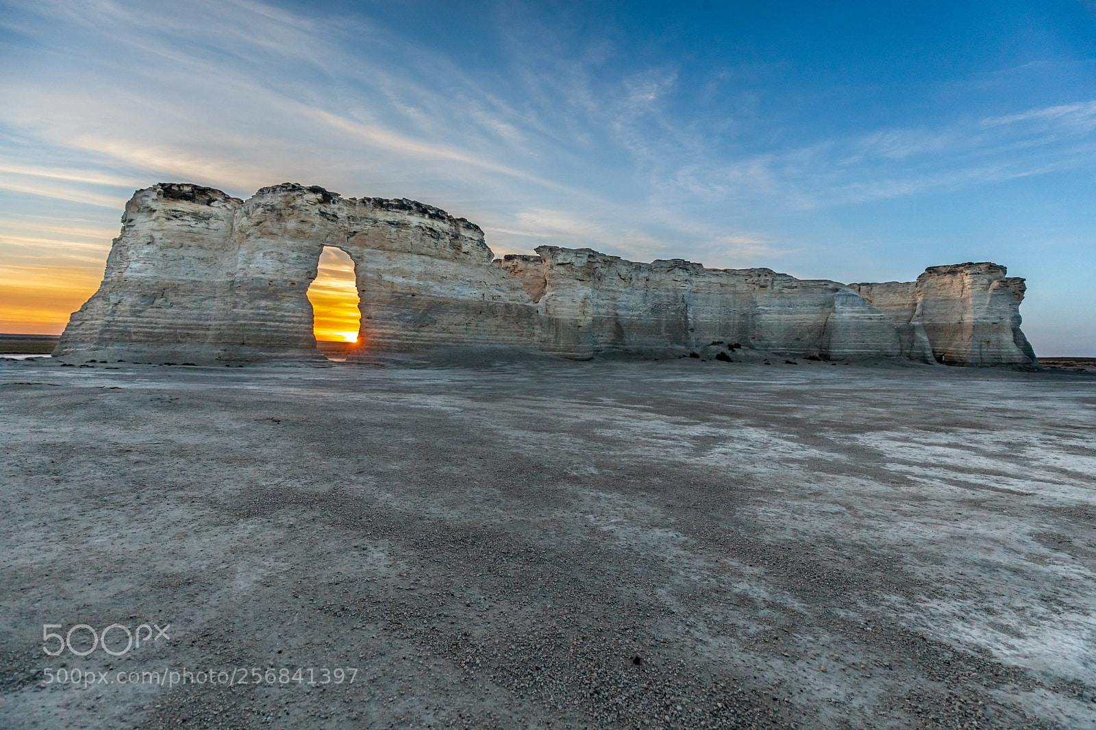 Canon EOS 5D Mark IV sample photo. Monument rock sunset photography