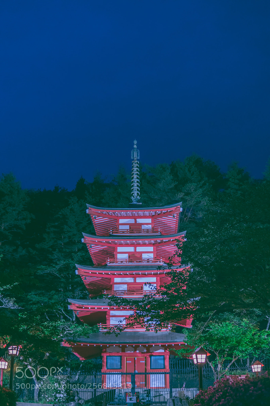 Sony a7R II sample photo. Chureito pagoda photography